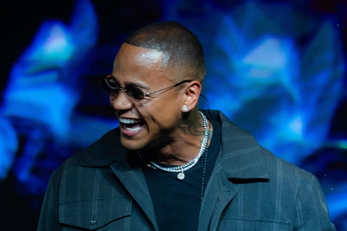 Léo Santana pausa na carreira