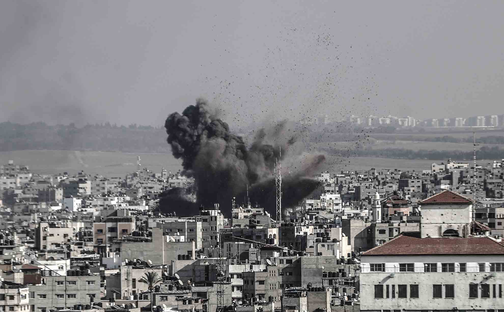 Ataques aéreos israelenses em Gaza matam três palestinos, incluindo criança de 4 anos