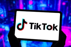 TikTok é multado em R$ 153,7 milhões por violação de dados de crianças
