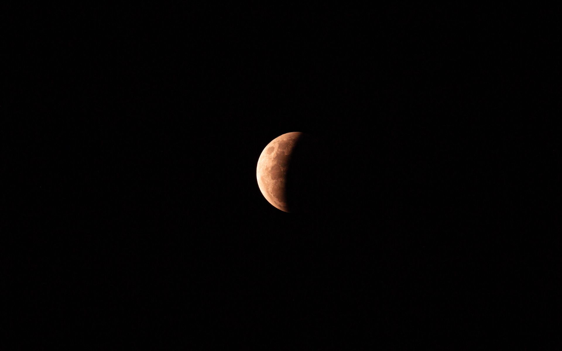 Eclipse lunar parcial de 93% será visível em todo o Brasil nos dias 27 e 28 de agosto
