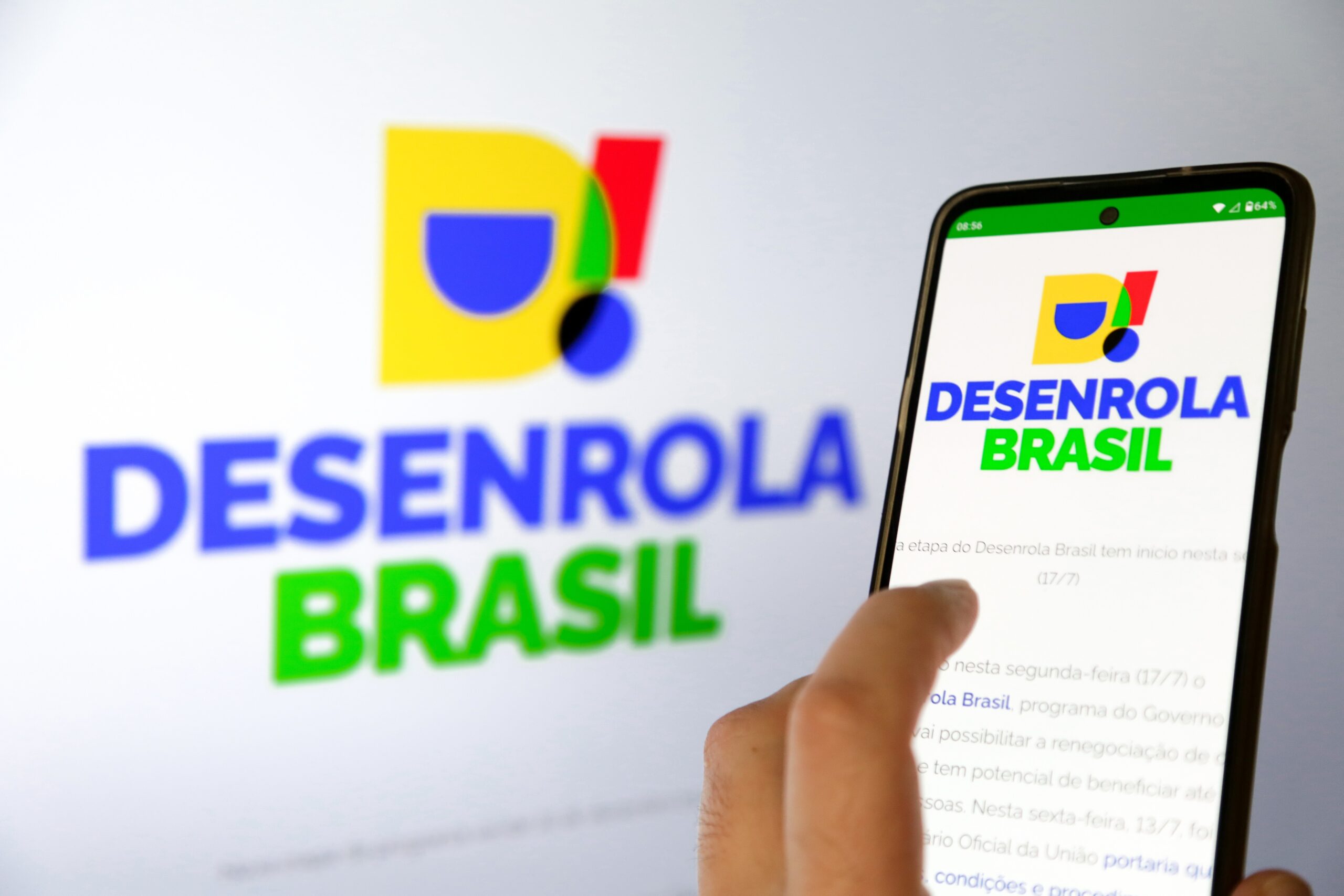 Golpe do Desenrola: criminosos usam dados reais das vítimas para aplicar fraude via PIX; saiba como se proteger